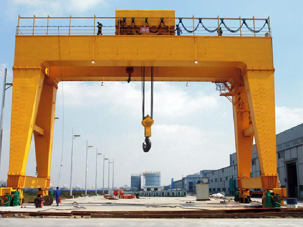 200T門(mén)式起重機(jī)